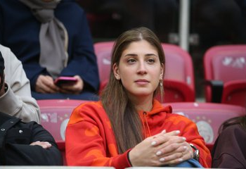 Tuğba Şenoğlu kadrodan çıkartıldı