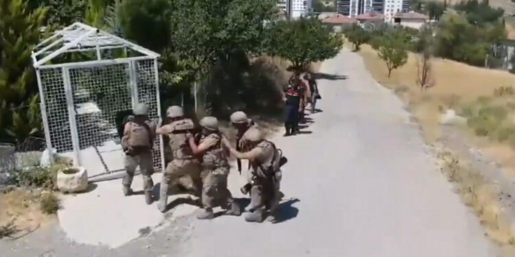 Uyuşturucu operasyonu