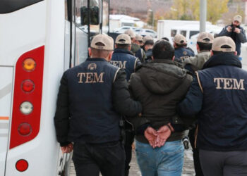 Osmaniye’de ‘örgütsel halaya’ tutuklama