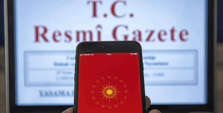 Erdoğan imzasıyla: Üç bakan yardımcısı görevden alındı