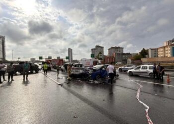 TEM’DE KAZA: 2 ÖLÜ 4 YARALI