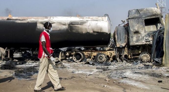 Nijerya’da tanker kazası: 48 ölü