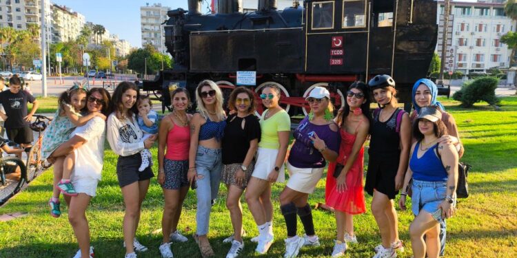 PEDALLER SÜRDÜRÜLEBİLİR BİR YAŞAM ÇEVRİLDİ