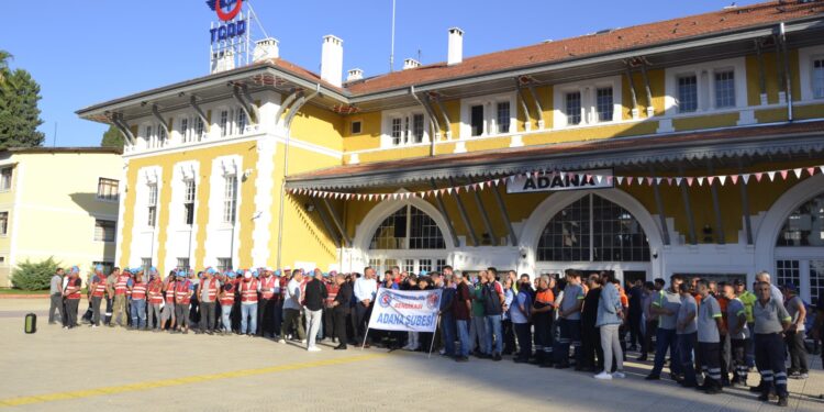 TÜRK-İŞ 4 Nolu Bölge Temsilciliğinden Adaletsiz Vergi Sistemine Tepki: “Ekonomik Krizin Bedelini İşçiler Olarak Biz Ödemeyeceğiz”