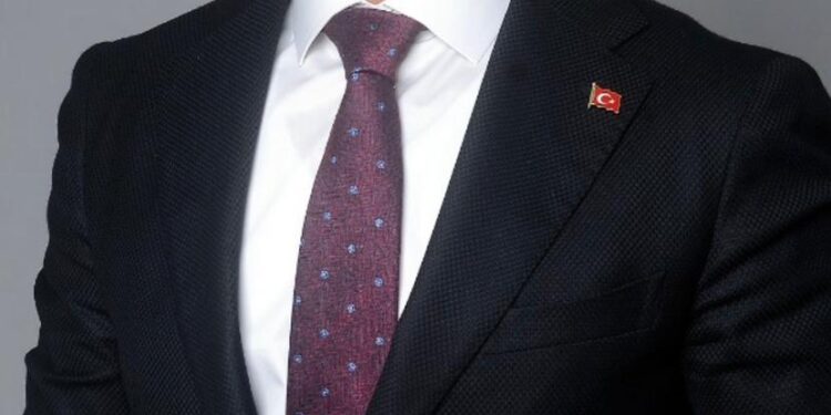 AK Partili Mustafa Tunç’tan öğretmenler günü mesajı:Öğretmenlerimiz, sevginin, hoşgörünün ve fedakârlığın timsalidir