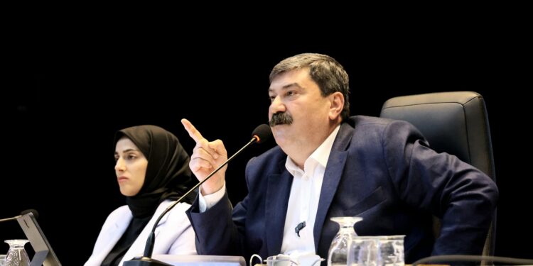 Yıldız’dan MHP’ye kayyum cevabı: Bu belediye kimsenin darı ambarı değildir