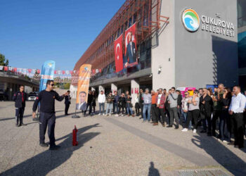 İŞÇİ DOSTU CHP’DEN İŞÇİYE 40 BİN TL MAAŞ