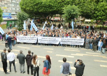 İMAMOĞLU’NA ADANA’DAN DESTEK
