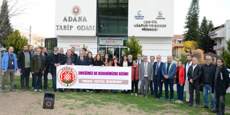 KADINLAR 8 MART’TA ALANLARDA