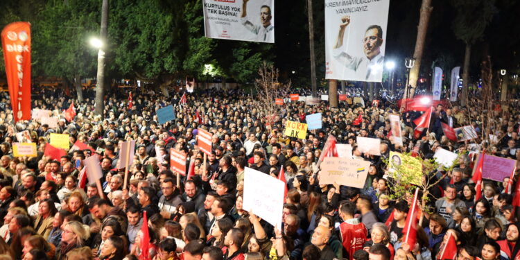 ADANA’DA İMAMOĞLU TEPKİSİ