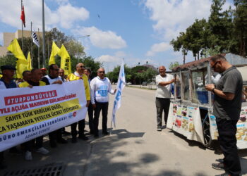BES ADANA, MERSİN, MERSİN’DE ALANA ÇIKTI: SEYYAR SATICIDAN TEPKİLİ ASGARİ ÜCRET!