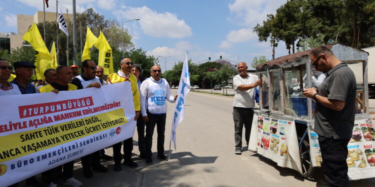 BES ADANA, MERSİN, MERSİN’DE ALANA ÇIKTI: SEYYAR SATICIDAN TEPKİLİ ASGARİ ÜCRET!